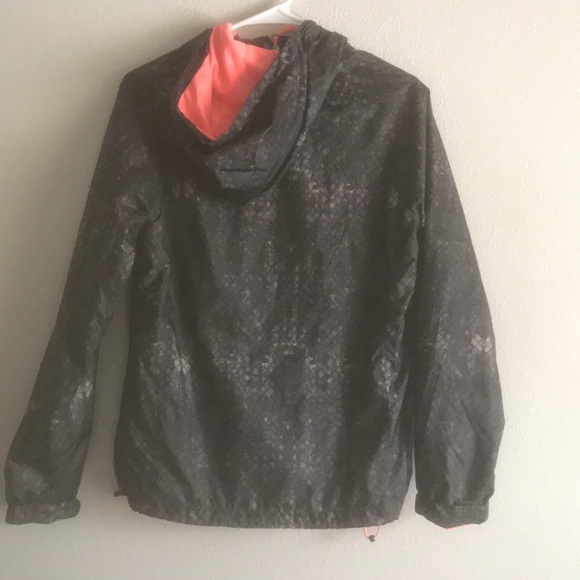 NEW BALANCE- RUNNING JACKET - Picture 2 of 3